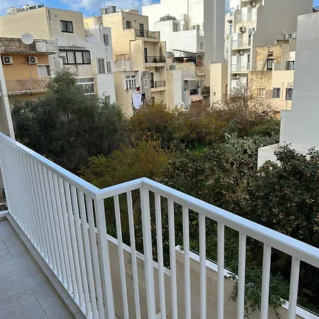 Appartement Stylish 3br With Side Sea Views In St Paul Bay St. Paul's Bay