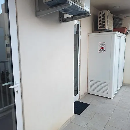 アパート Stylish 3br With Side Sea Views In St Paul Bay
