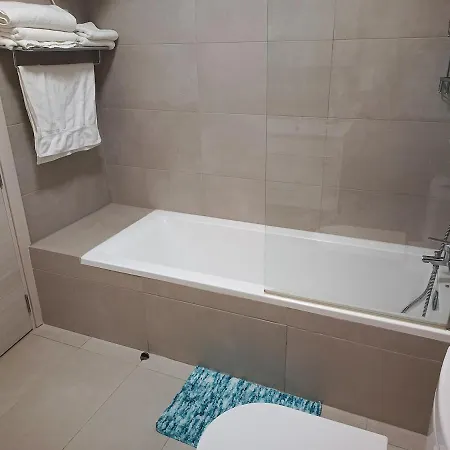 Stylish 3br With Side Sea Views In St Paul Bay Appartement *