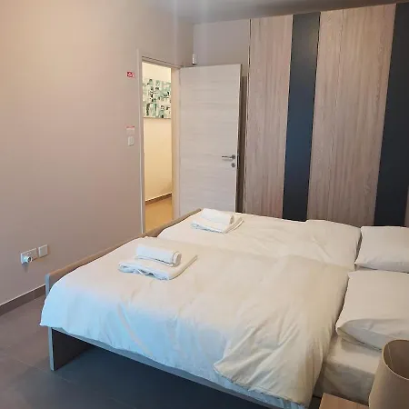 Appartement Stylish 3br With Side Sea Views In St Paul Bay *