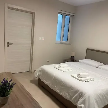 Stylish 3br With Side Sea Views In St Paul Bay